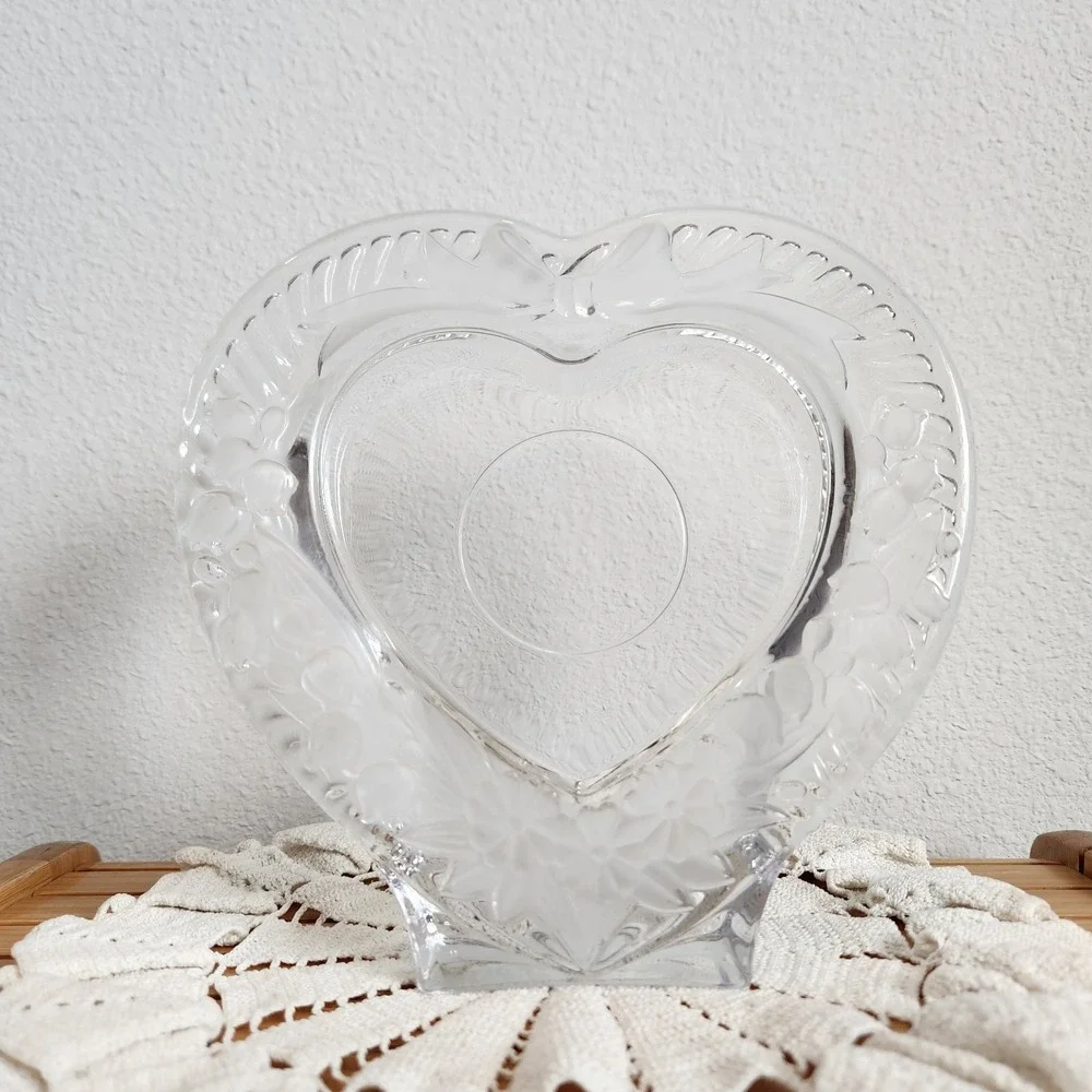VTG Cottagecore Studio Nova Japan Crystal Picture Frosted Flowers Heart Shape